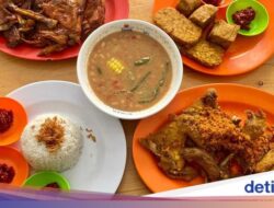 Lezatnya Ayam Goreng dan Bakar Legendaris 'Borobudur' Di Tangerang