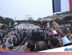 Pesta Aktivitasfisik Paris, Politik Luar Negeri Ekonomi dan Kesuksesan Wisata Internasional Prancis