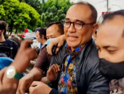 Sangat Bertolak Di Di Fakta Persidangan