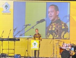 Kepala Negara Jokowi Tak Pernah Bilang Masuk Golkar