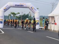 150 Pebalap Sepeda Beradu Cepat Ke Grand Wisata Bekasi