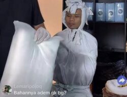 Jualan Kain Kafan Di Live Penyiaran Langsung, Warganet: Bahannya Adem Nggak Bang?