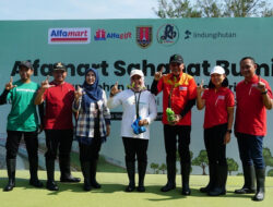 Rayakan Hari Bumi 2025, Alfamart Tanam 20.000 Mangrove Hingga Pesisir Semarang